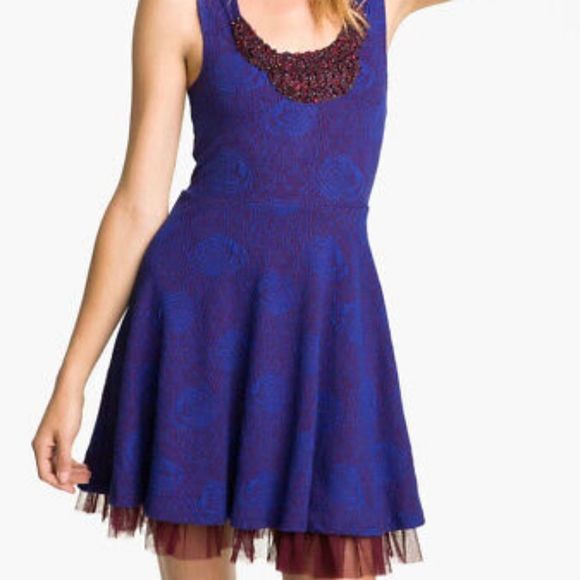 Free People Dresses & Skirts - Free People Blue Burgundy Floral Jacquard Skater Beaded Tulle Dress, sz XS EUC